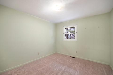 2463 550e # -b, Dewey, IL 61840 photo 18