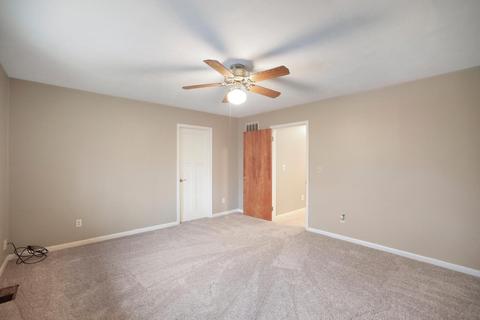 2463 550e # -b, Dewey, IL 61840 photo 17
