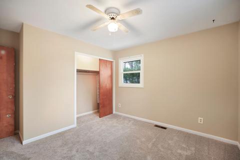2463 550e # -b, Dewey, IL 61840 photo 23
