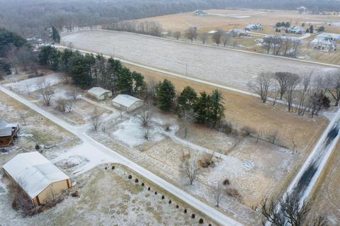 2463 550e # -b, Dewey, IL 61840 photo 49