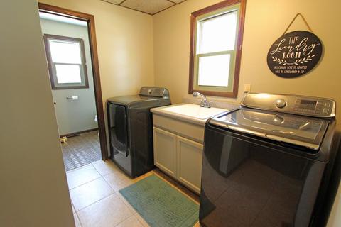 2463 550e # -b, Dewey, IL 61840 photo 11