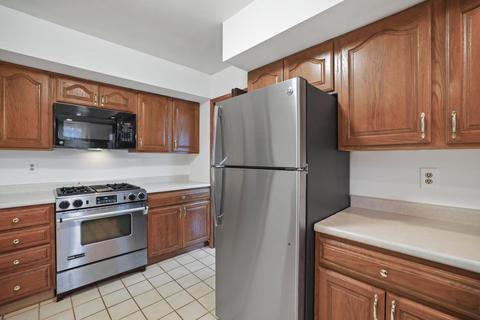 2463 550e # -b, Dewey, IL 61840 photo 6