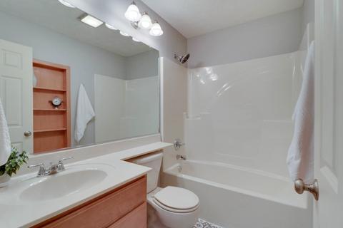 2 Tralee Ct, Bloomington, IL 61704 photo 31
