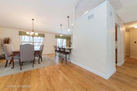740 Lilac Dr, Algonquin, IL 60102 photo 3