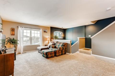 1810 Ruby Dr, Pingree Grove, IL 60140 photo 4