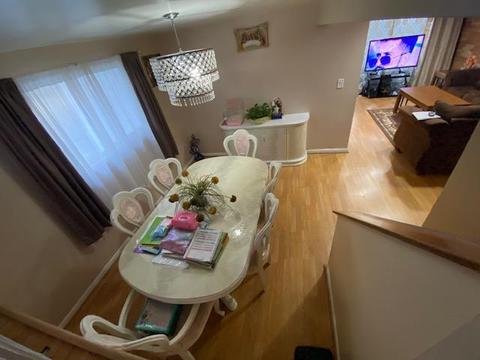 9430 N Parkside Dr, Des Plaines, IL 60016 photo 4