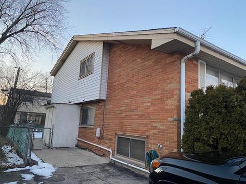 9430 N Parkside Dr, Des Plaines, IL 60016 photo 17