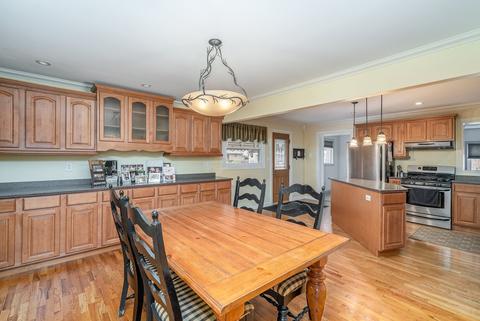 8448 Lorel Ave, Burbank, IL 60459 photo 10