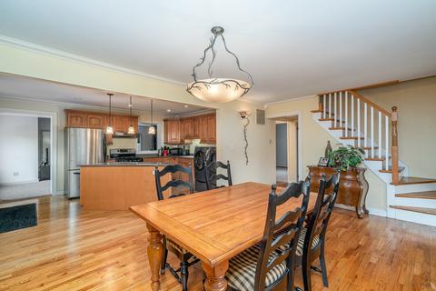 8448 Lorel Ave, Burbank, IL 60459 photo 9