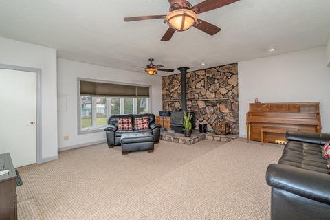 8448 Lorel Ave, Burbank, IL 60459 photo 11
