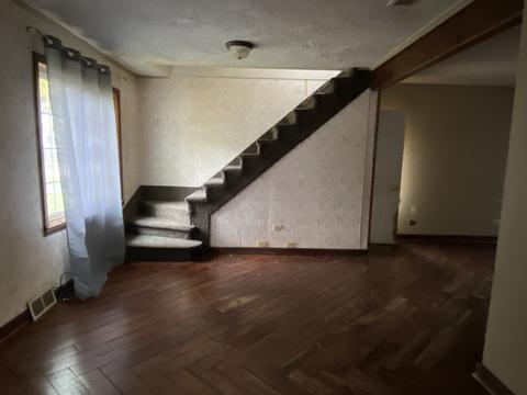 7633 Odell Ave, Bridgeview, IL 60455 photo 5