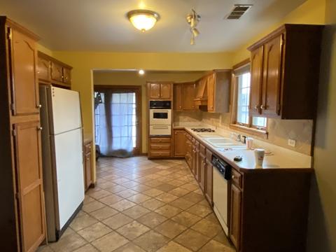7633 Odell Ave, Bridgeview, IL 60455 photo 7