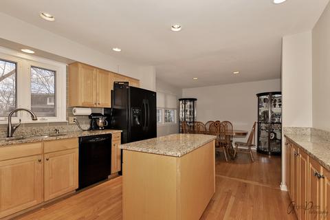 605 Sapling Ln, Deerfield, IL 60015 photo 6