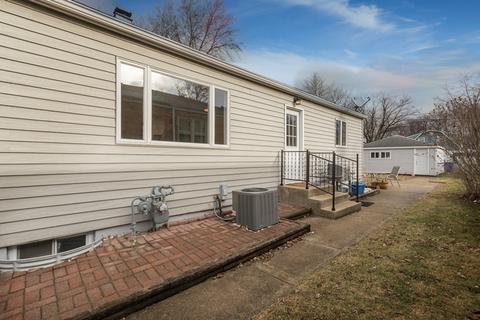 4621 S Clyde Ave, Lyons, IL 60534 photo 22