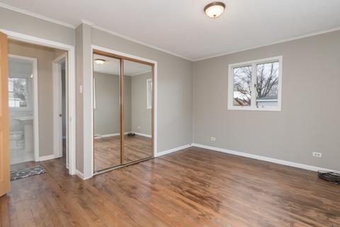 4621 S Clyde Ave, Lyons, IL 60534 photo 9