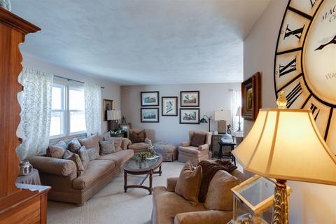 15 Lateer Dr, Normal, IL 61761 photo 6