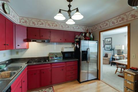 15 Lateer Dr, Normal, IL 61761 photo 12