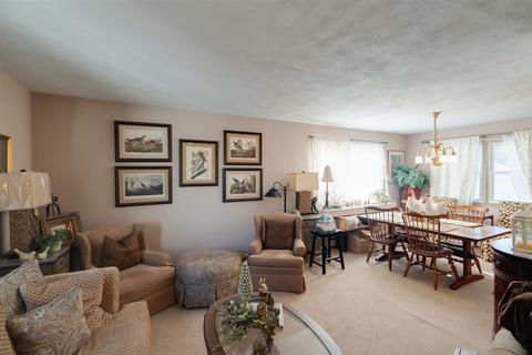 15 Lateer Dr, Normal, IL 61761 photo 7