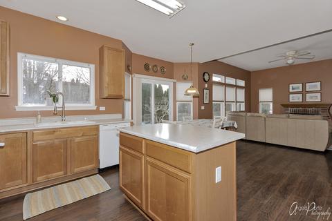 31577 N Pineview Blvd, Lakemoor, IL 60051 photo 11