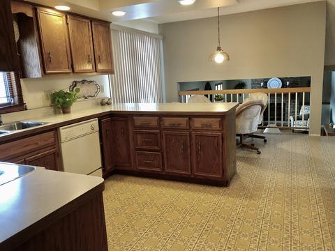 2812 Marquette Rd, Peru, IL 61354 photo 10