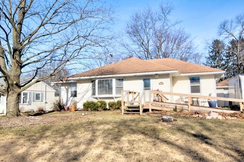 650 E Grant St, Watseka, IL 60970 photo 1