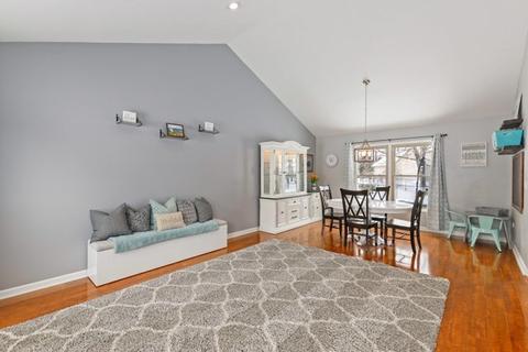 2163 Stirrup Ln, Wheaton, IL 60189 photo 15