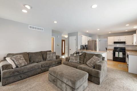 2163 Stirrup Ln, Wheaton, IL 60189 photo 7