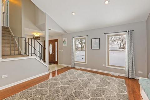 2163 Stirrup Ln, Wheaton, IL 60189 photo 13