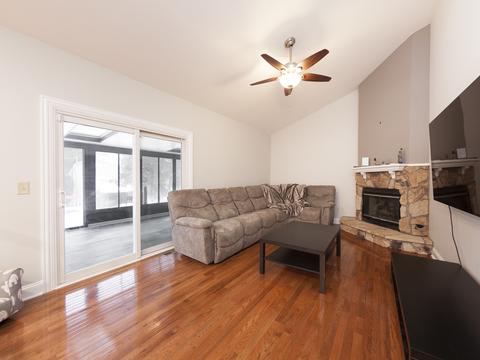 752 Crab Tree Ln, Bartlett, IL 60103 photo 12