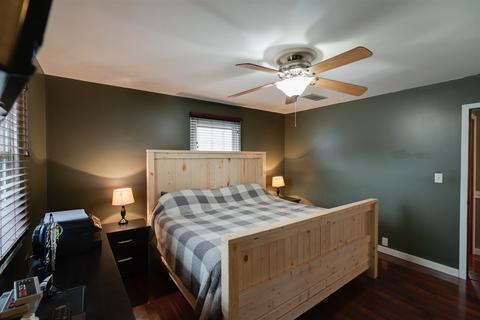 104 E High St, White Heath, IL 61884 photo 14