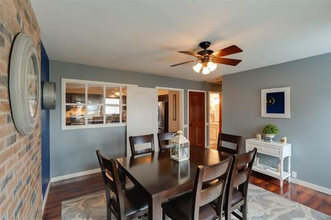 104 E High St, White Heath, IL 61884 photo 5