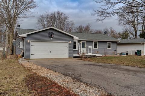 104 E High St, White Heath, IL 61884 photo 32