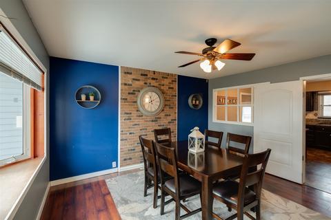 104 E High St, White Heath, IL 61884 photo 4