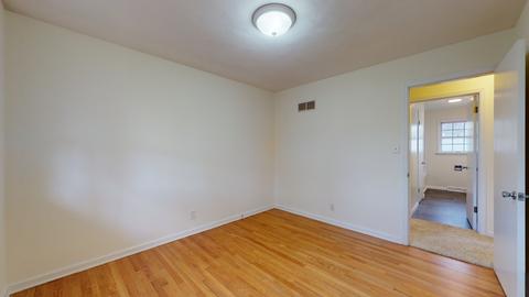1208 Devonshire Dr, Champaign, IL 61821 photo 17