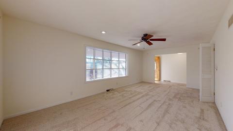 1208 Devonshire Dr, Champaign, IL 61821 photo 6