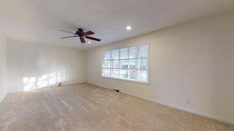 1208 Devonshire Dr, Champaign, IL 61821 photo 4