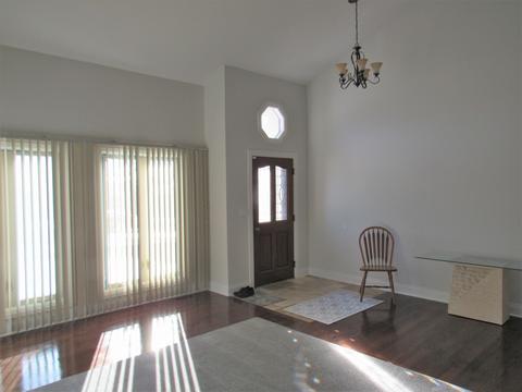 4368 Eagle Ct, Gurnee, IL 60031 photo 4