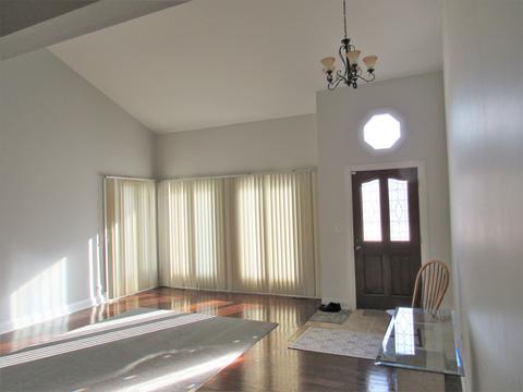 4368 Eagle Ct, Gurnee, IL 60031 photo 5