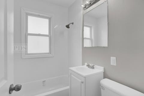 834 E 89th Pl, Chicago, IL 60619 photo 16