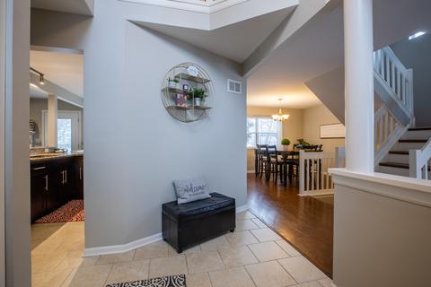 115 Dickens Trl, Elgin, IL 60120 photo 10