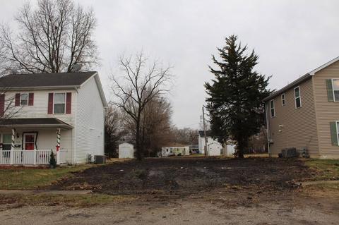 2026 E Kansas St, Springfield, IL 62703 photo 1