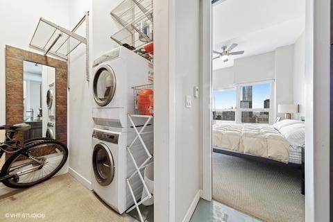 30 E Huron St #5602, Chicago, IL 60611 photo 13