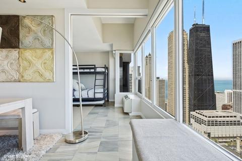 30 E Huron St #5602, Chicago, IL 60611 photo 17