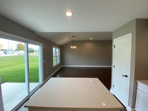 211 Patton Turn, Bradley, IL 60915 photo 5