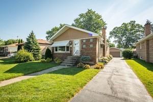3043 Sangamon St, Steger, IL 60475 photo 1