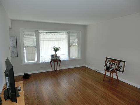 3043 Sangamon St, Steger, IL 60475 photo 2