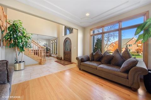 801 E Hickory Ave, Addison, IL 60101 photo 4