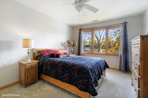 801 E Hickory Ave, Addison, IL 60101 photo 13
