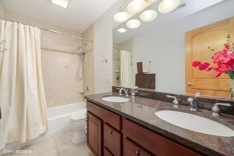 801 E Hickory Ave, Addison, IL 60101 photo 12