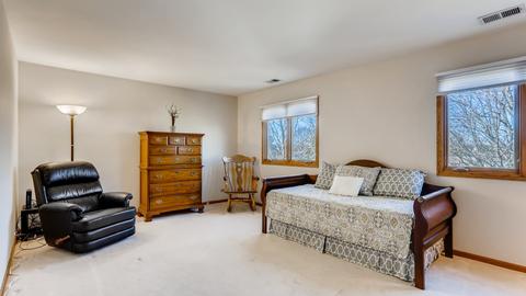 1020 Freeman Rd, Hoffman Estates, IL 60192 photo 18